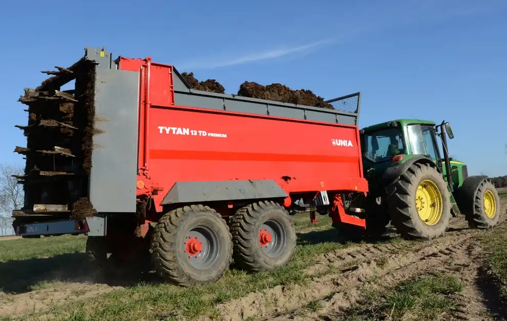Rozrzutnik obornika Unia TYTAN 13 TD PREMIUM